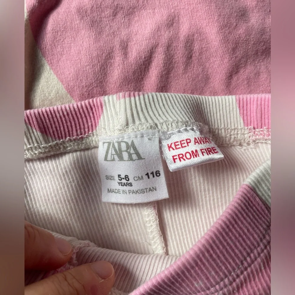Zara kids Pink Heart Kids matching leggings&top set